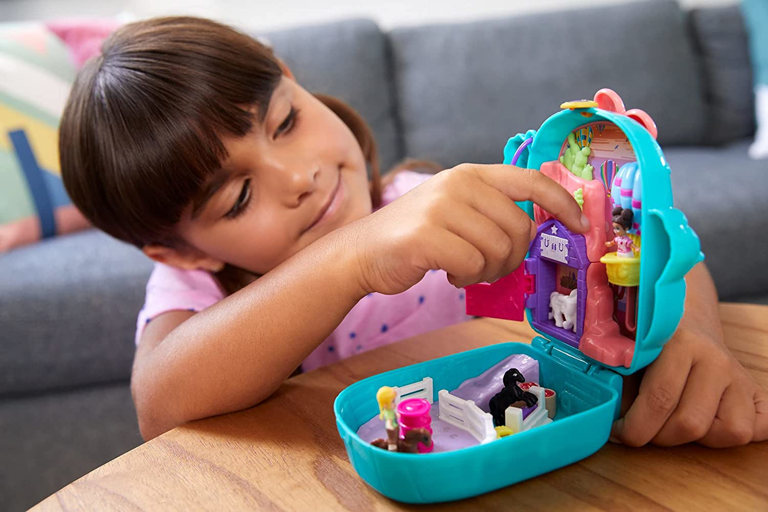 Automobillių garso aparatūra, vibro izoliacija, parkavimo sistemos.. TOY